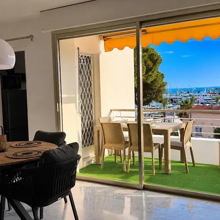 Prestige Xxl Avec Terrasse Vue Et Port, Parking Privé * Golfe Juan