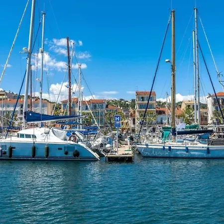 Prestige Xxl Avec Terrasse Vue Et Port, Parking Privé Golfe Juan